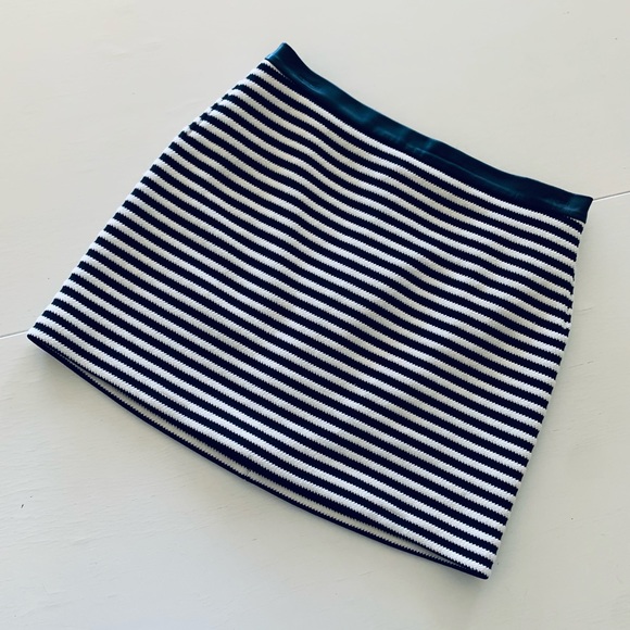 T by Alexander Wang • Twisted Stripe Mini Shirt • SZ 4 • Retail $350 - Picture 10 of 16
